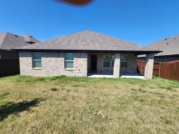 $2,195 | 106 Sunberry Drive, Caddo Mills, TX 75135