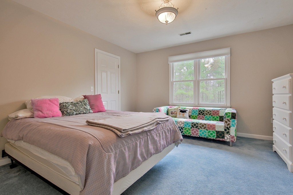 14 Huckleberry Road Hopkinton, MA 01748 - Photo 17 of 30 Gallery Image 17