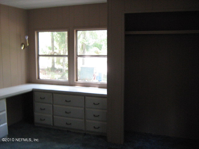 222 Kyte Road San Mateo, FL 32187 - Photo 9 of 11 Bedroom