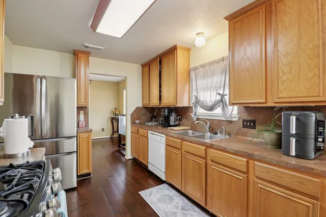 $310,000 | 4907 Brower Crest Drive, Pasadena, TX 77504