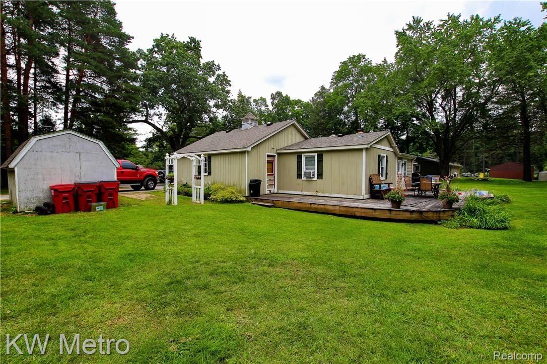 60121 Mt Vernon Road Rochester, MI 48306 - Photo 36 of 43 IMG_6601.jpg