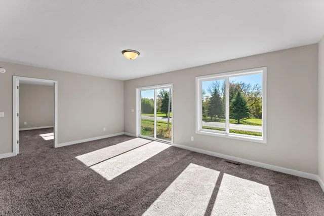 $474,850 | 2101 Pleasant Drive, Prescott, WI 54021