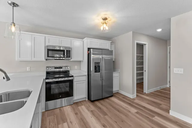 $474,850 | 2101 Pleasant Drive, Prescott, WI 54021