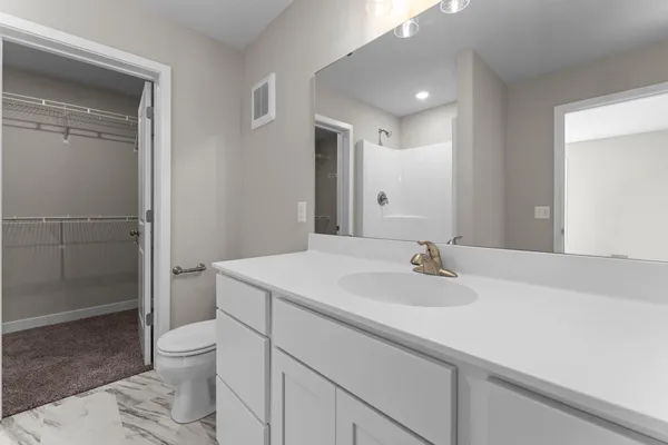 $469,850 | 2101 Pleasant Drive, Prescott, WI 54021