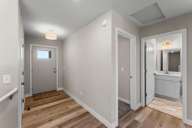 $474,850 | 2101 Pleasant Drive, Prescott, WI 54021