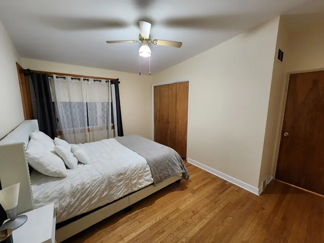 $354,500 | 7638 Knox Avenue, Skokie, IL 60076