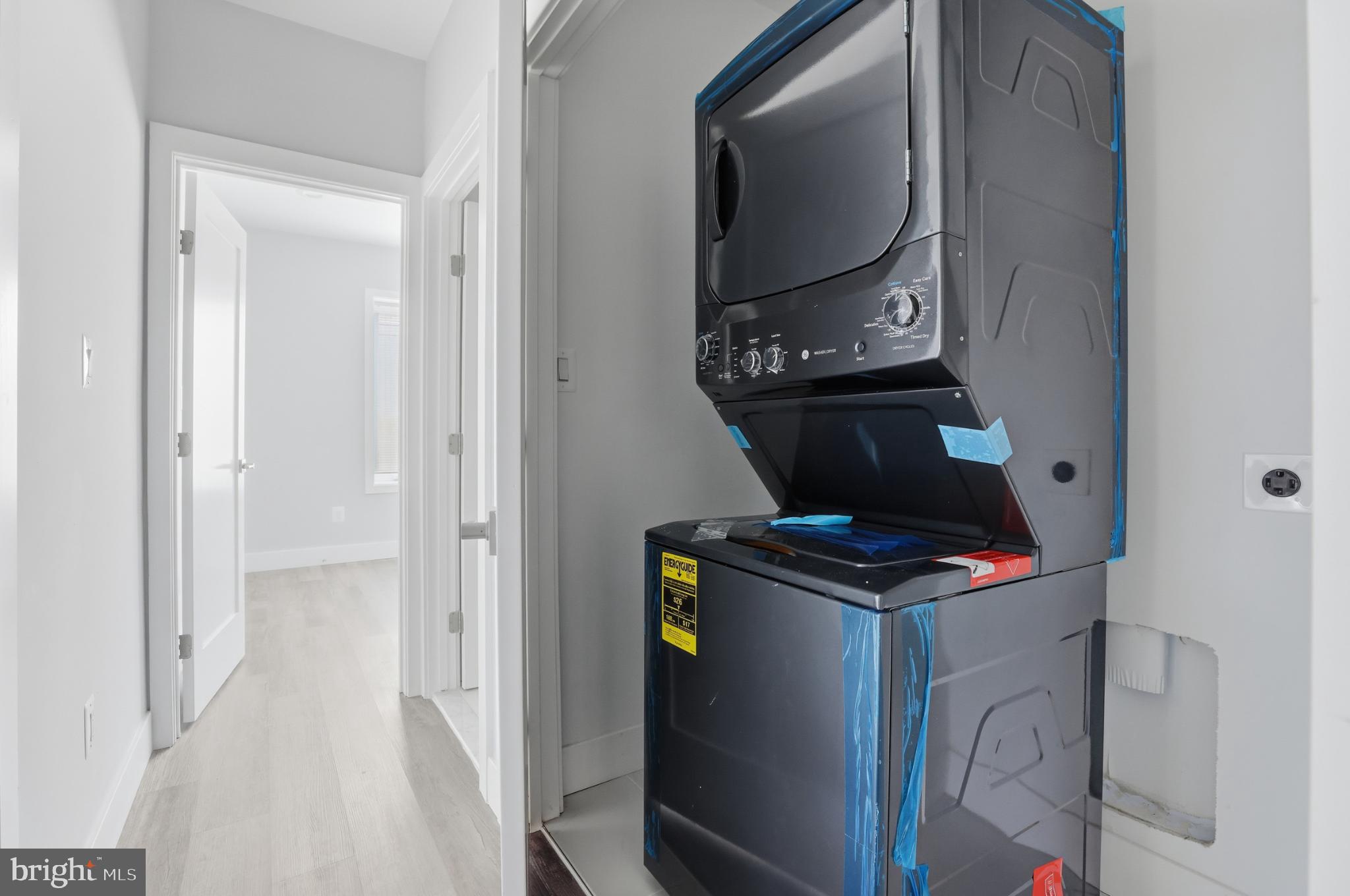 2600 4th Street Northeast, Unit A Washington, DC 20002 - Photo 28 of 33 a kitchen with a stove and a microwave