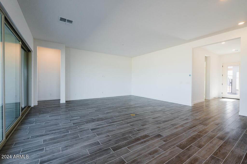 3640 West Summerside Road Laveen, AZ 85339 - Photo 6 of 24 Tri Pointe Whispering Hills 103 - Great