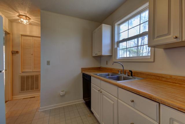 2600 Lake Road Woodlawn, TN 37191 - Photo 10 of 20 Gallery Image 10