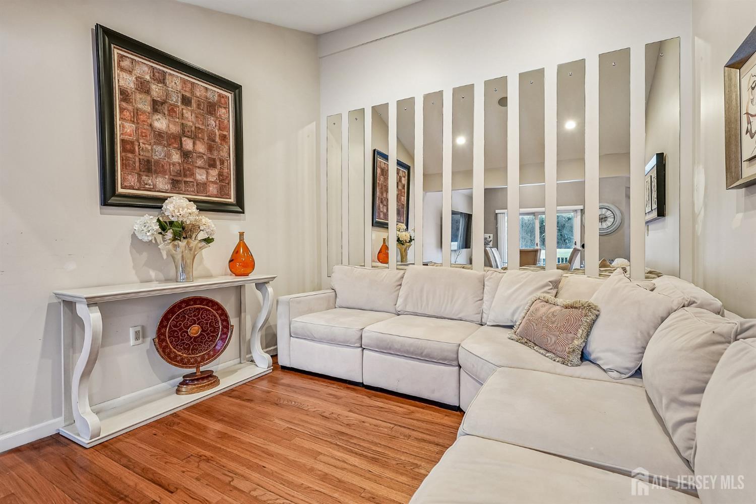 42 Colburn Road East Brunswick, NJ 08816 - Photo 11 of 33