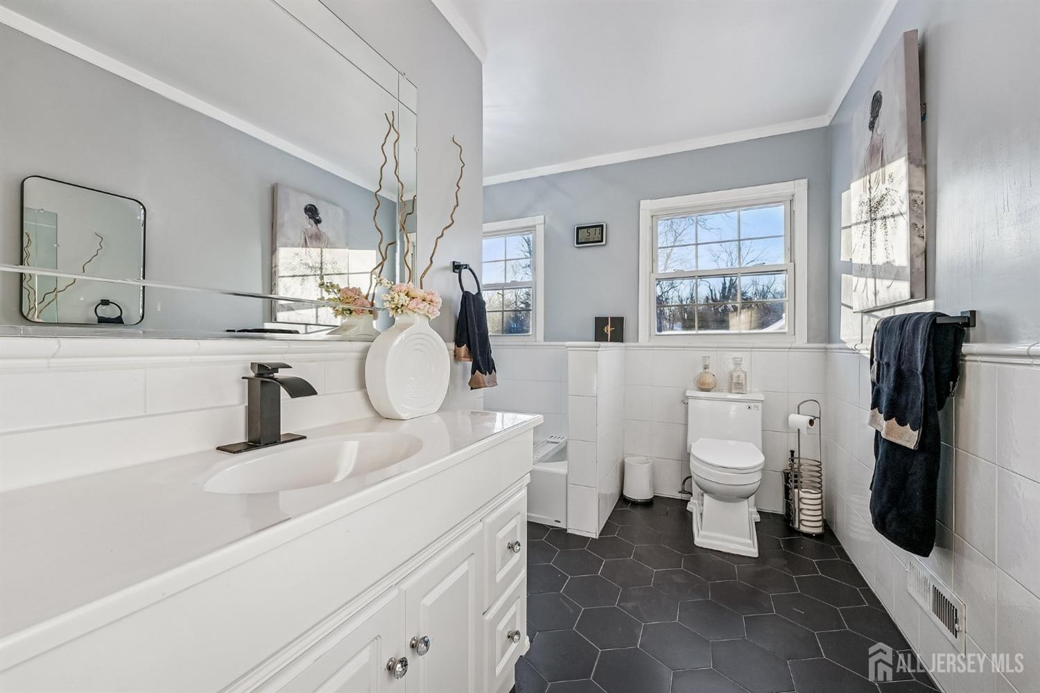 42 Colburn Road East Brunswick, NJ 08816 - Photo 23 of 33