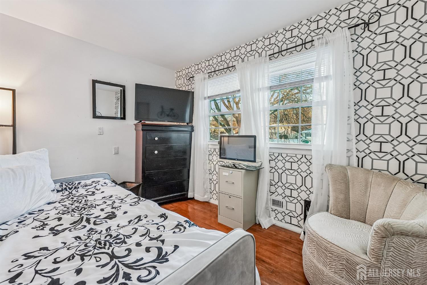 42 Colburn Road East Brunswick, NJ 08816 - Photo 26 of 33