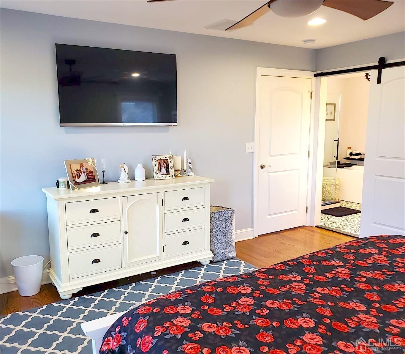 563 Crows Mill Road Fords, NJ 08863 - Photo 11 of 27 Master Bedroom