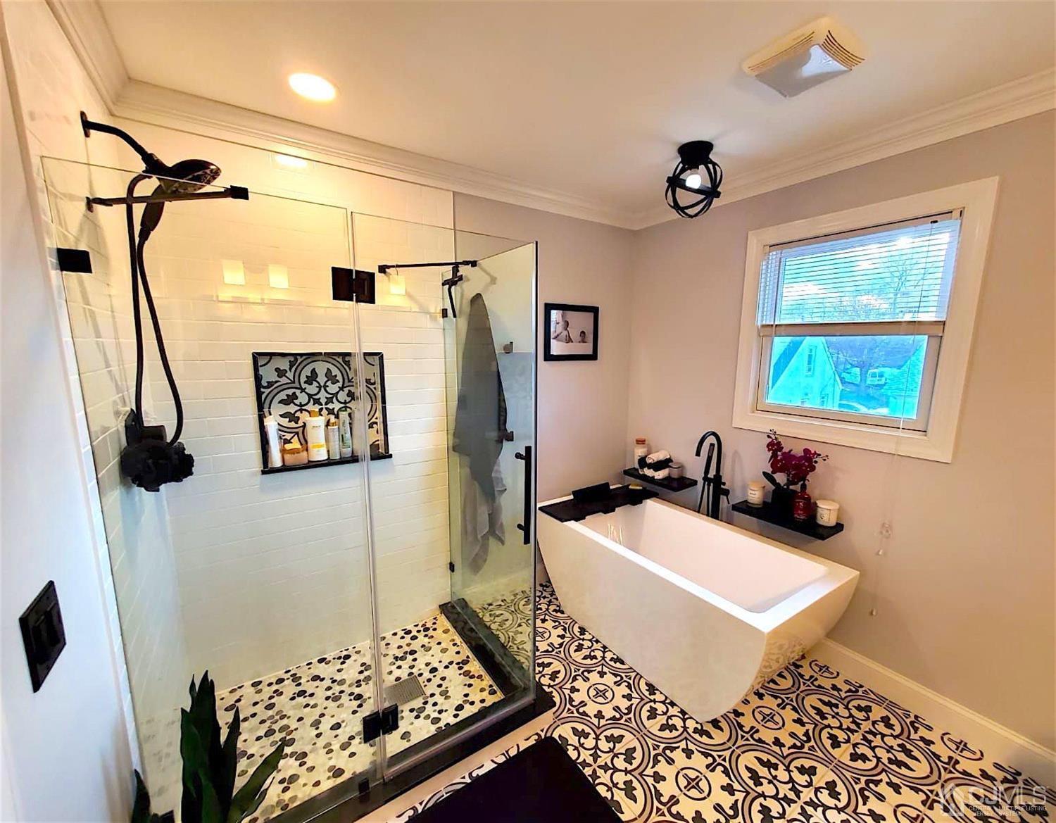 563 Crows Mill Road Fords, NJ 08863 - Photo 12 of 27 Master Bath