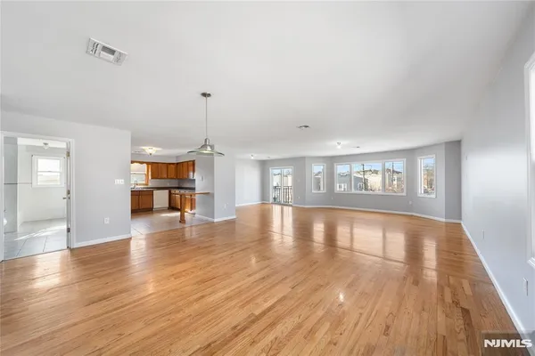 $3,000 | 196 Sandford Avenue, Unit 2, Kearny, NJ 07032