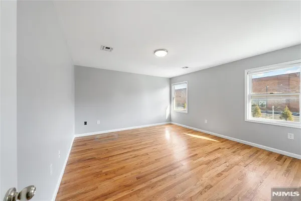 $3,000 | 196 Sandford Avenue, Unit 2, Kearny, NJ 07032