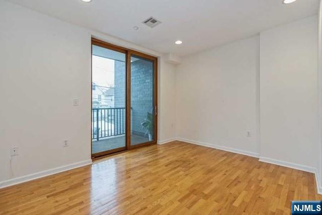 17 Meadow Road, Unit 306 Rutherford, NJ 07070 - Photo 6 of 19