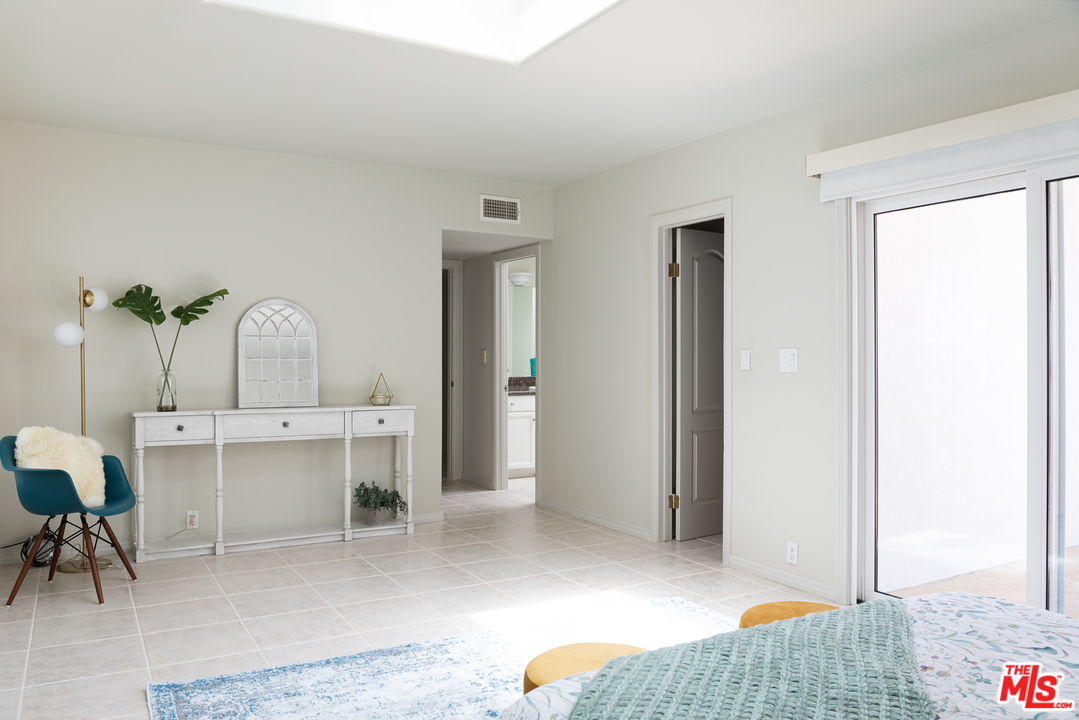 31855 Broad Beach Road Malibu, CA 90265 - Photo 19 of 33