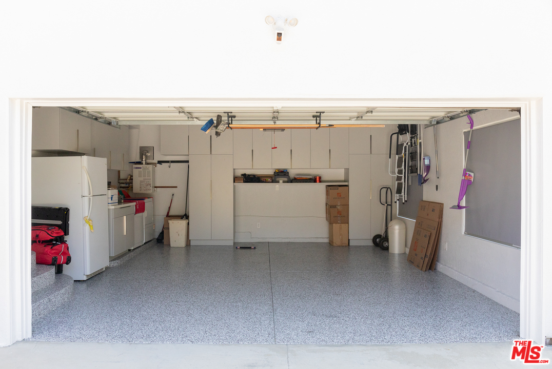 31855 Broad Beach Road Malibu, CA 90265 - Photo 27 of 33