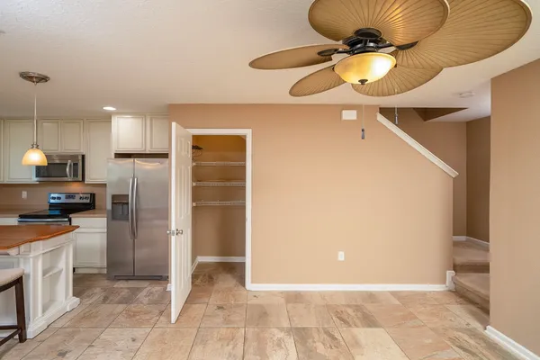 a view of entryway and hall