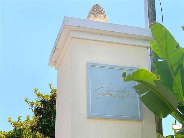 183 Islander Drive St. Augustine, FL 32080 - Photo 9 of 36 a close view of a painting on a wall