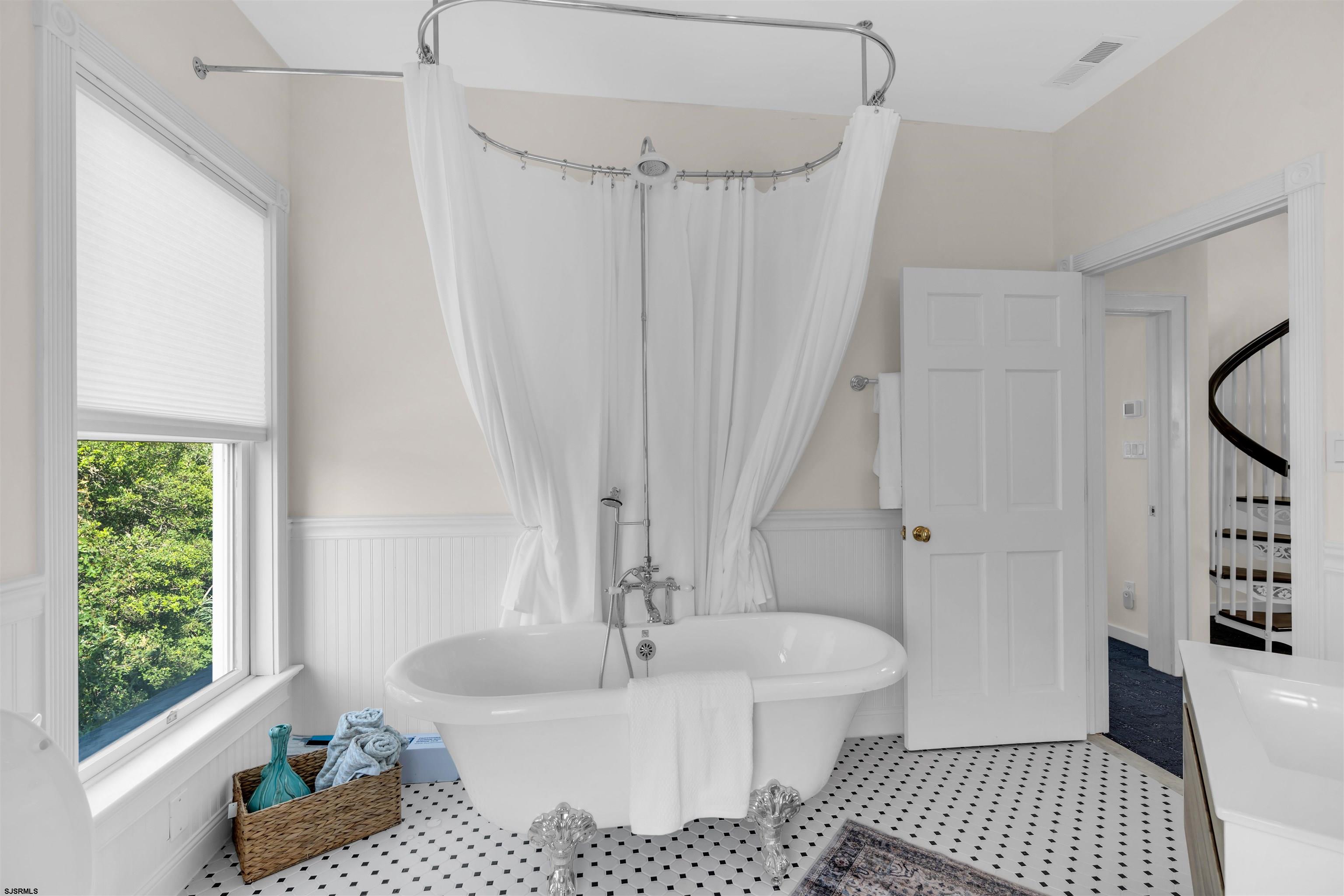 1002 Spruce Street Somers Point, NJ 08244 - Photo 39 of 85