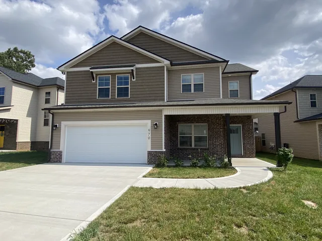 $2,000 | 970 Cherry Blossom Lane, Clarksville, TN 37040