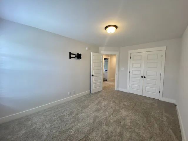 $2,000 | 970 Cherry Blossom Lane, Clarksville, TN 37040