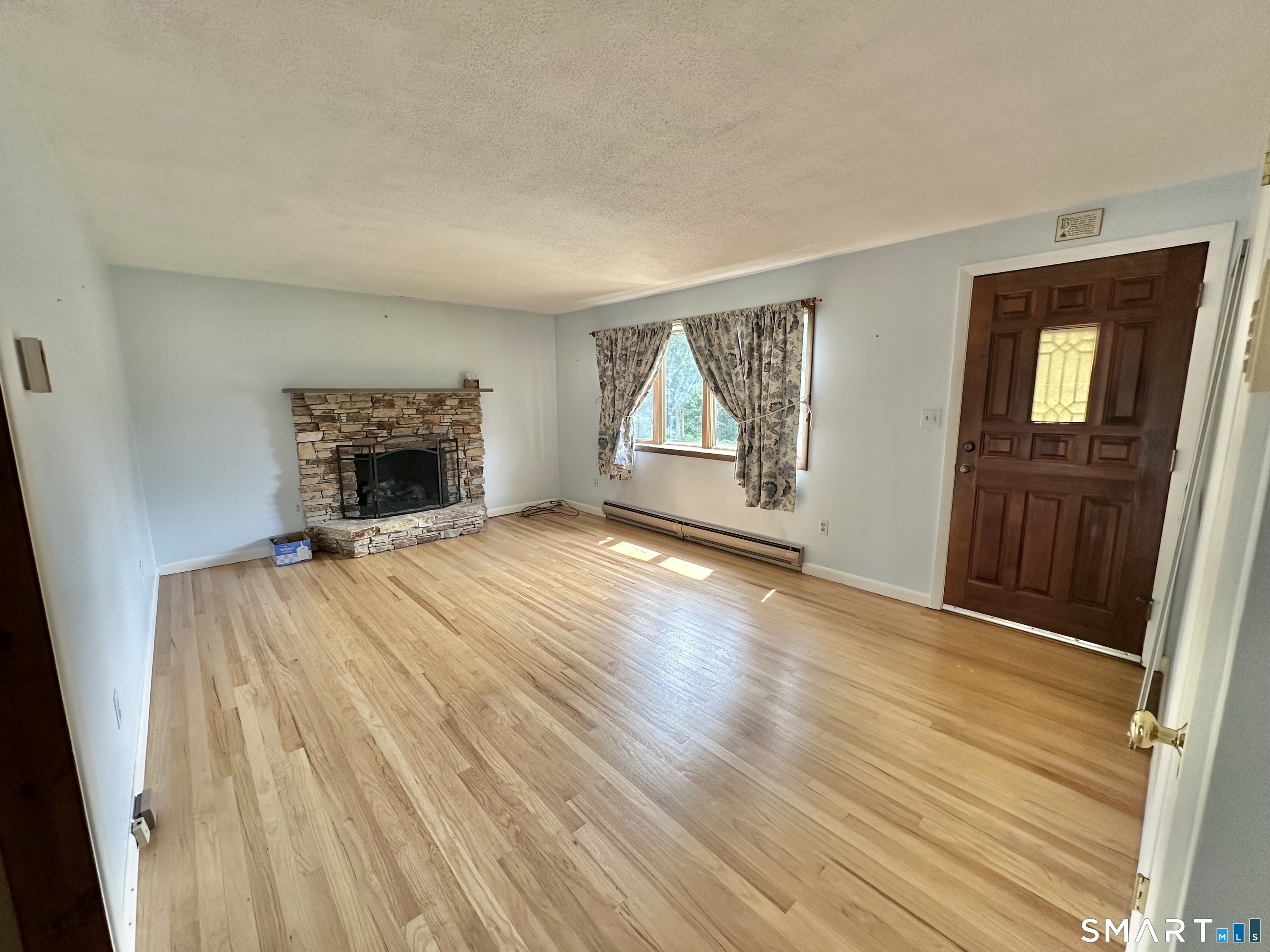 232 Lakeside Boulevard East Waterbury, CT 06708 - Photo 10 of 23