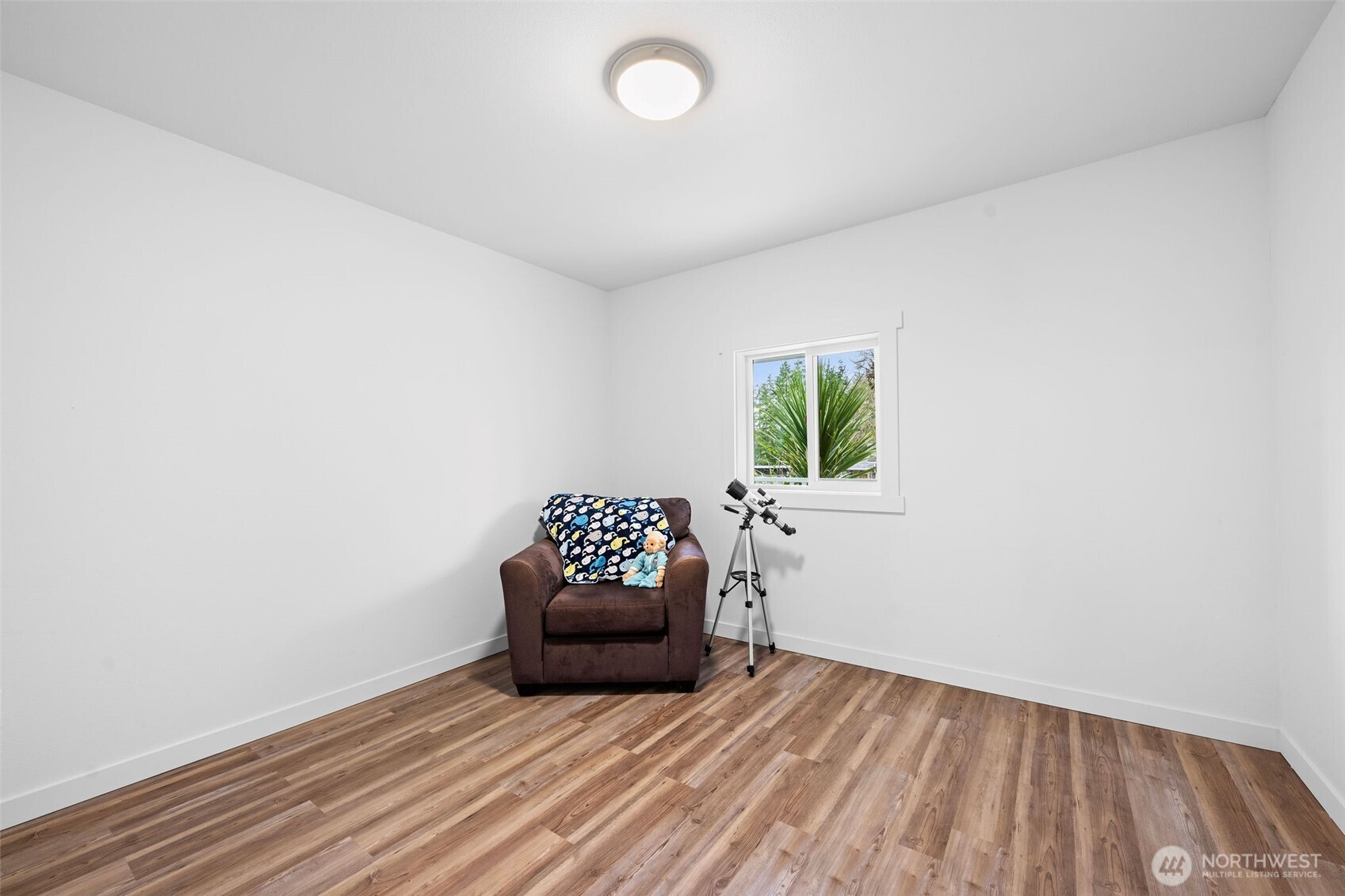 1490 Armstrong Street Raymond, WA 98577 - Photo 18 of 35