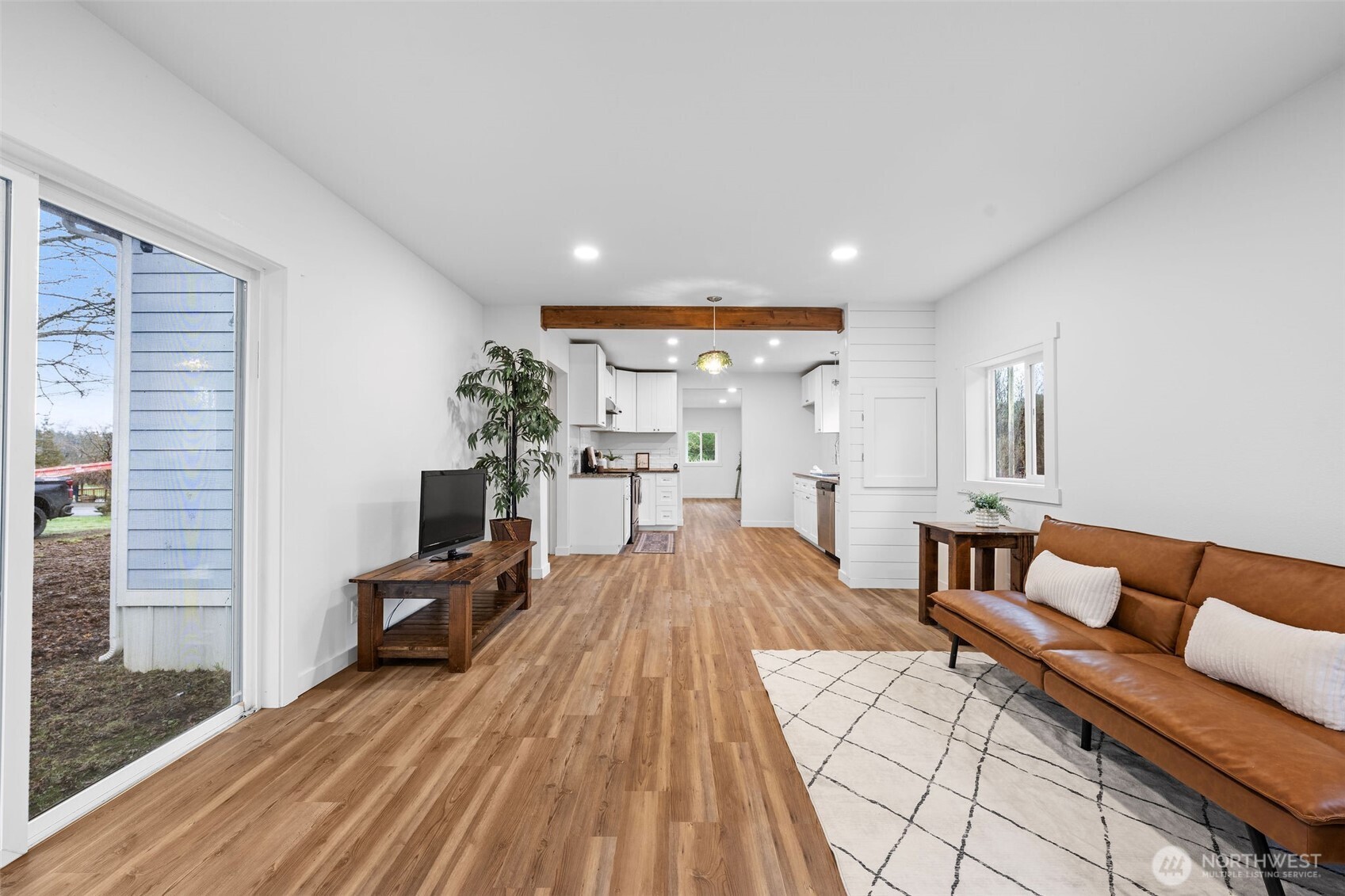 1490 Armstrong Street Raymond, WA 98577 - Photo 21 of 35