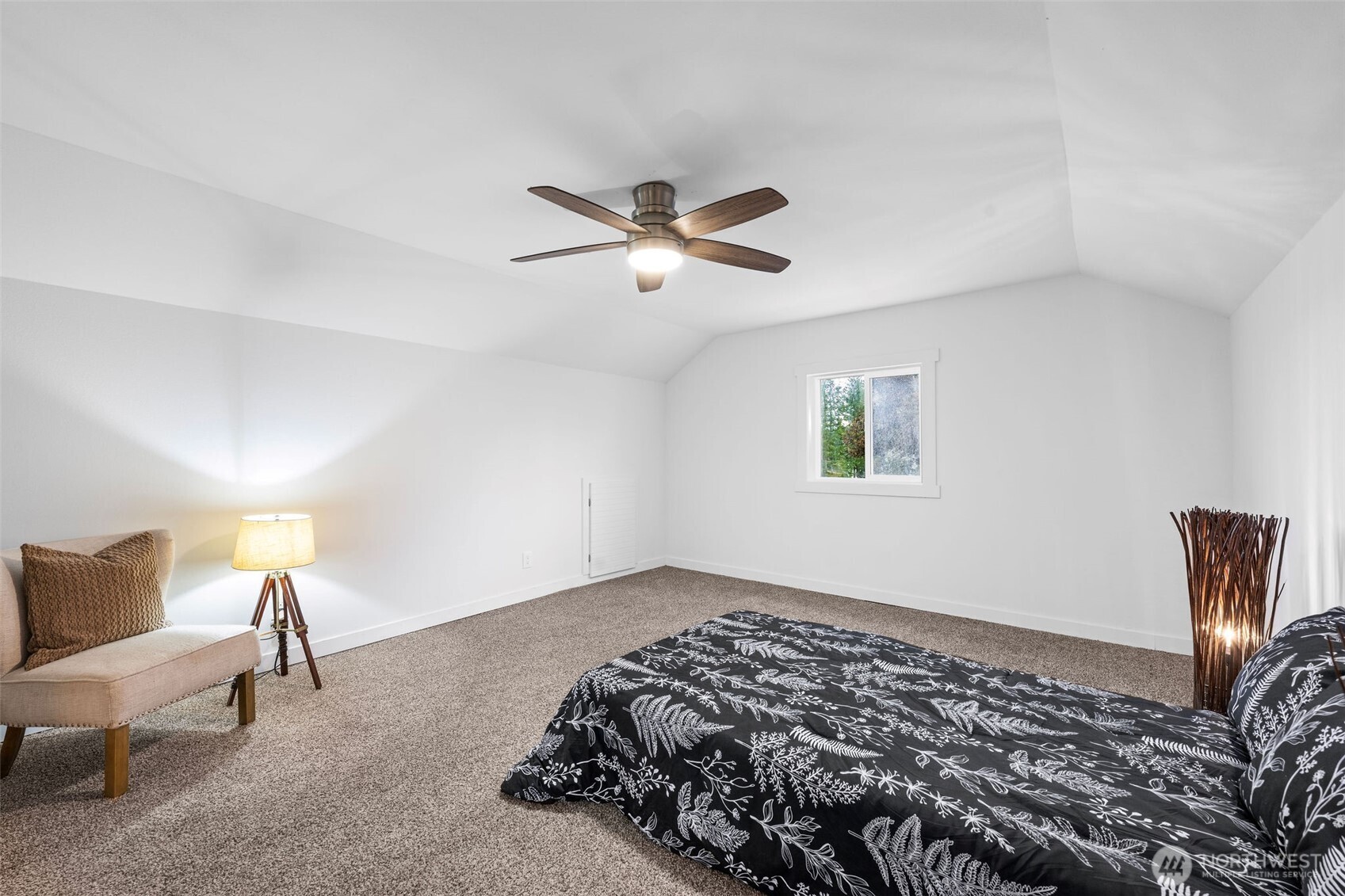 1490 Armstrong Street Raymond, WA 98577 - Photo 27 of 35