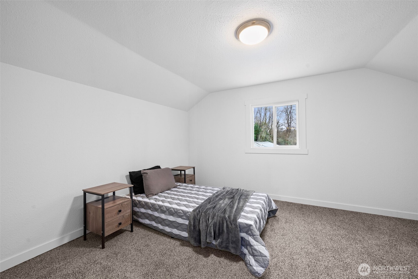 1490 Armstrong Street Raymond, WA 98577 - Photo 31 of 35