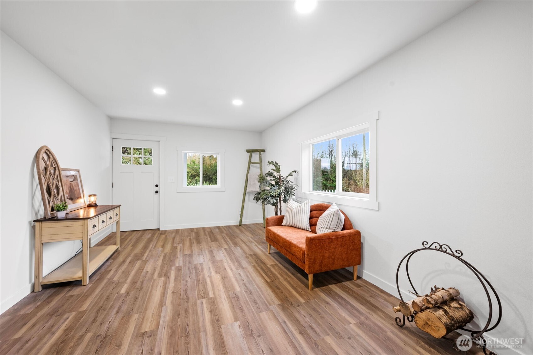 1490 Armstrong Street Raymond, WA 98577 - Photo 10 of 35