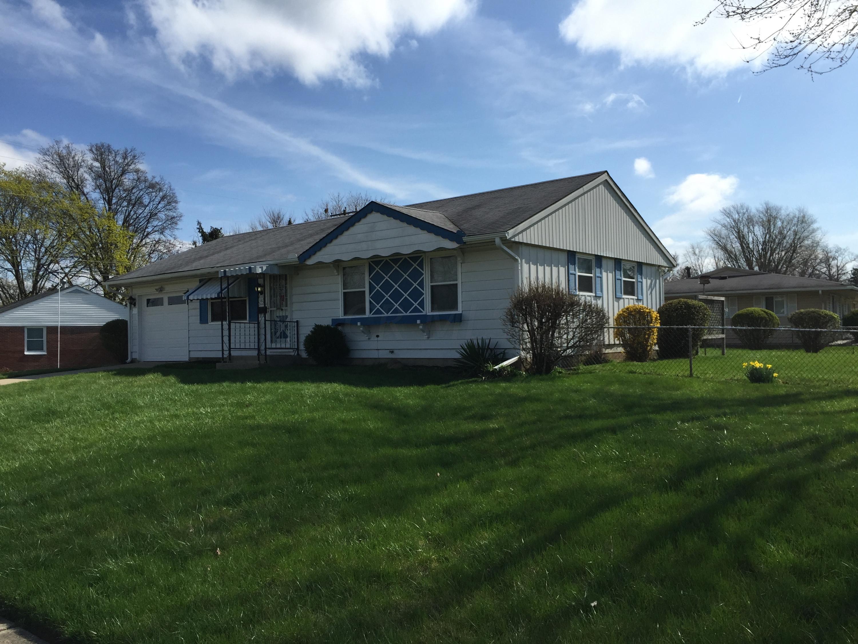 1820 Portage Path Springfield, OH 45506 - Photo 2 of 17