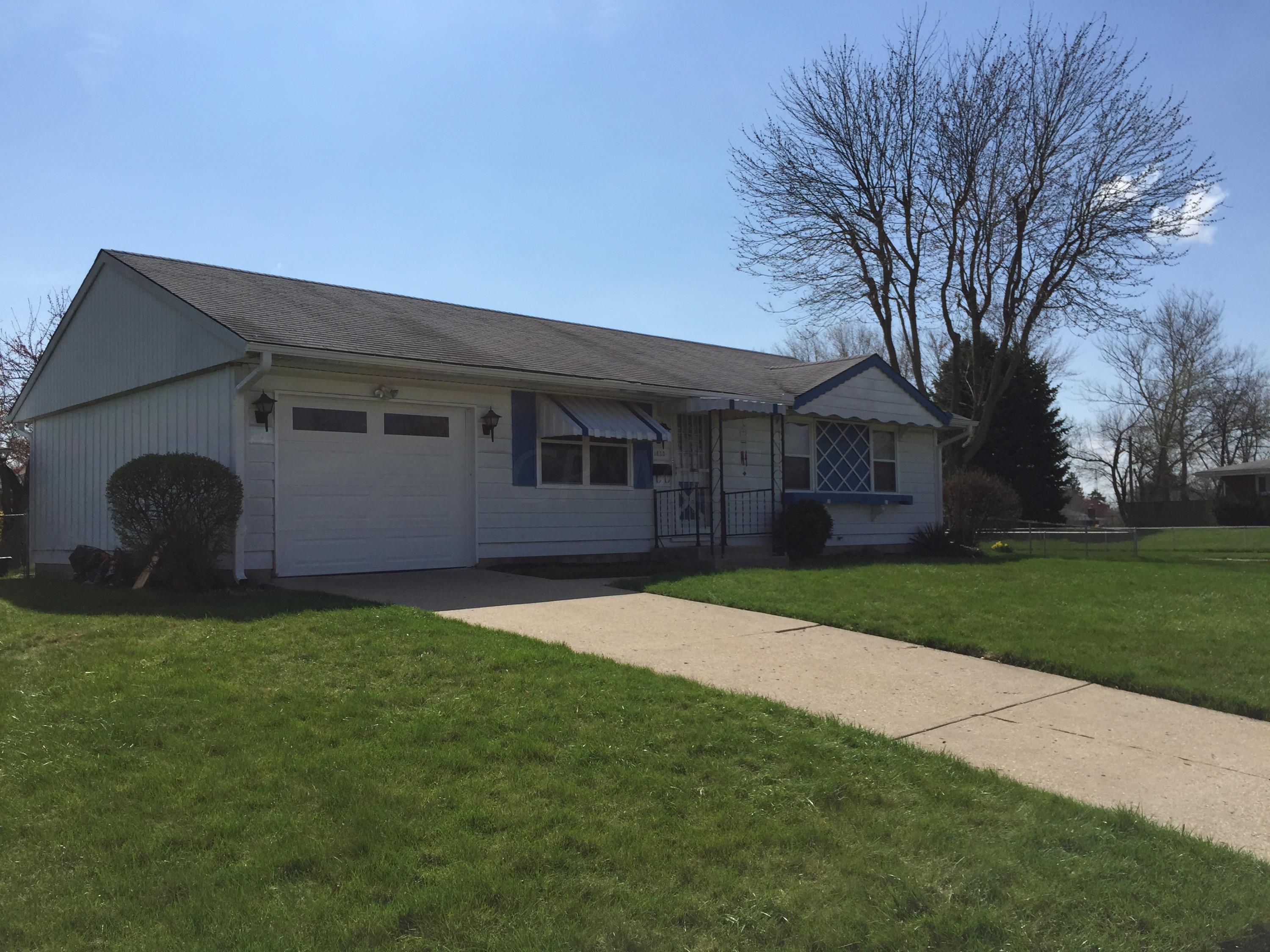 1820 Portage Path Springfield, OH 45506 - Photo 4 of 17