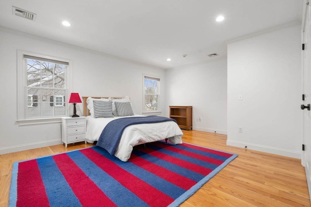 53 Chesterton Road Wellesley, MA 02481 - Photo 23 of 31