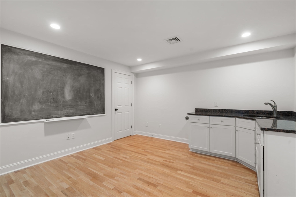 53 Chesterton Road Wellesley, MA 02481 - Photo 30 of 31