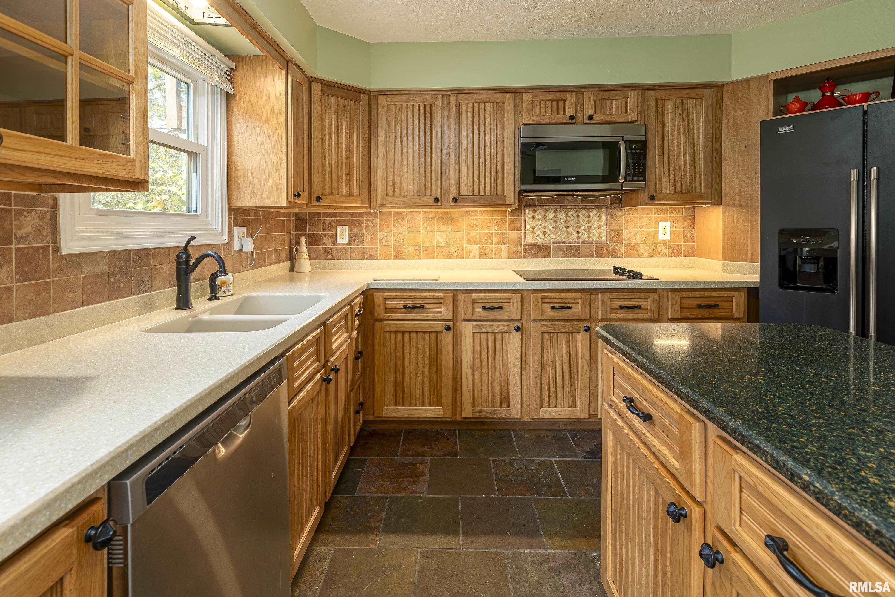 5749 Market Road Marion, IL 62959 - Photo 34 of 60 Gallery Image 34