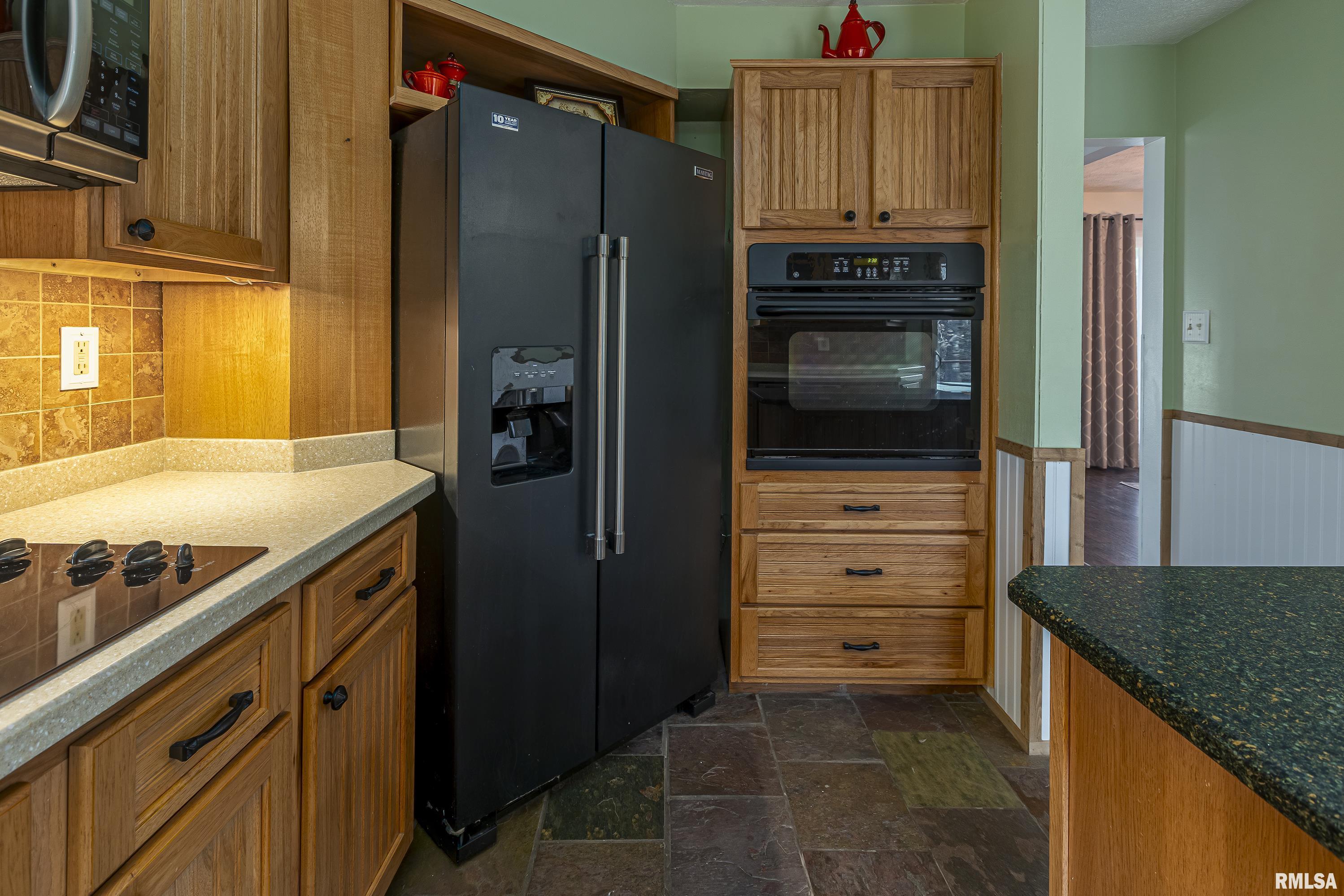 5749 Market Road Marion, IL 62959 - Photo 35 of 60 Gallery Image 35