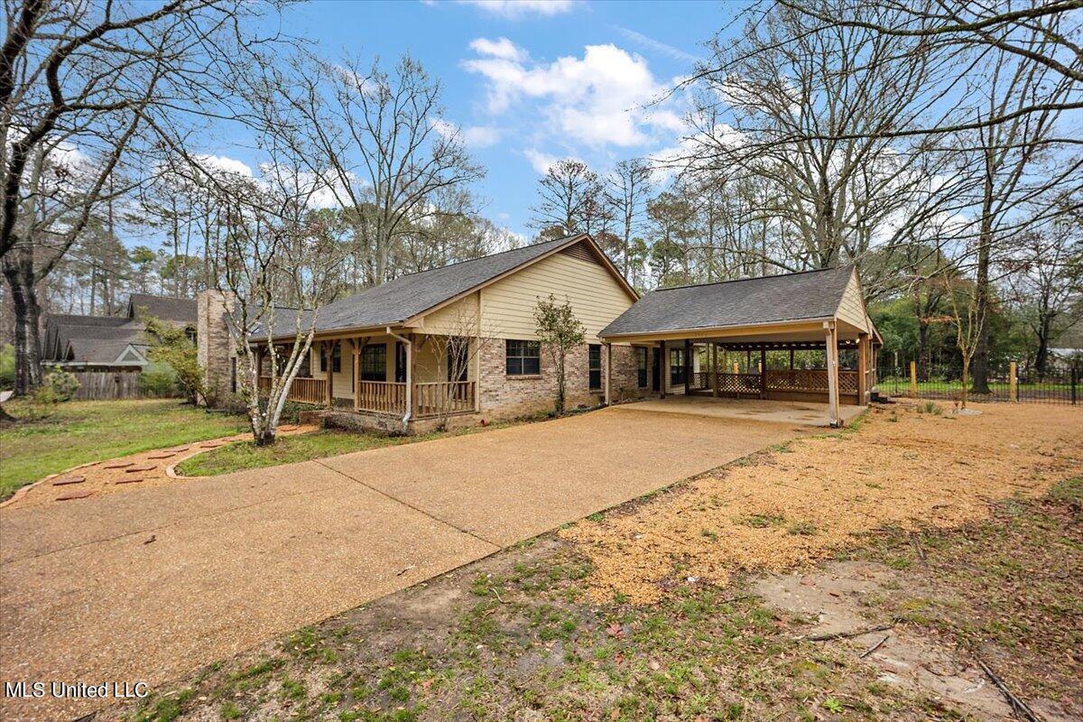 12926 Springridge Road Byram, MS 39170 - Photo 3 of 34 03-HTP_0796