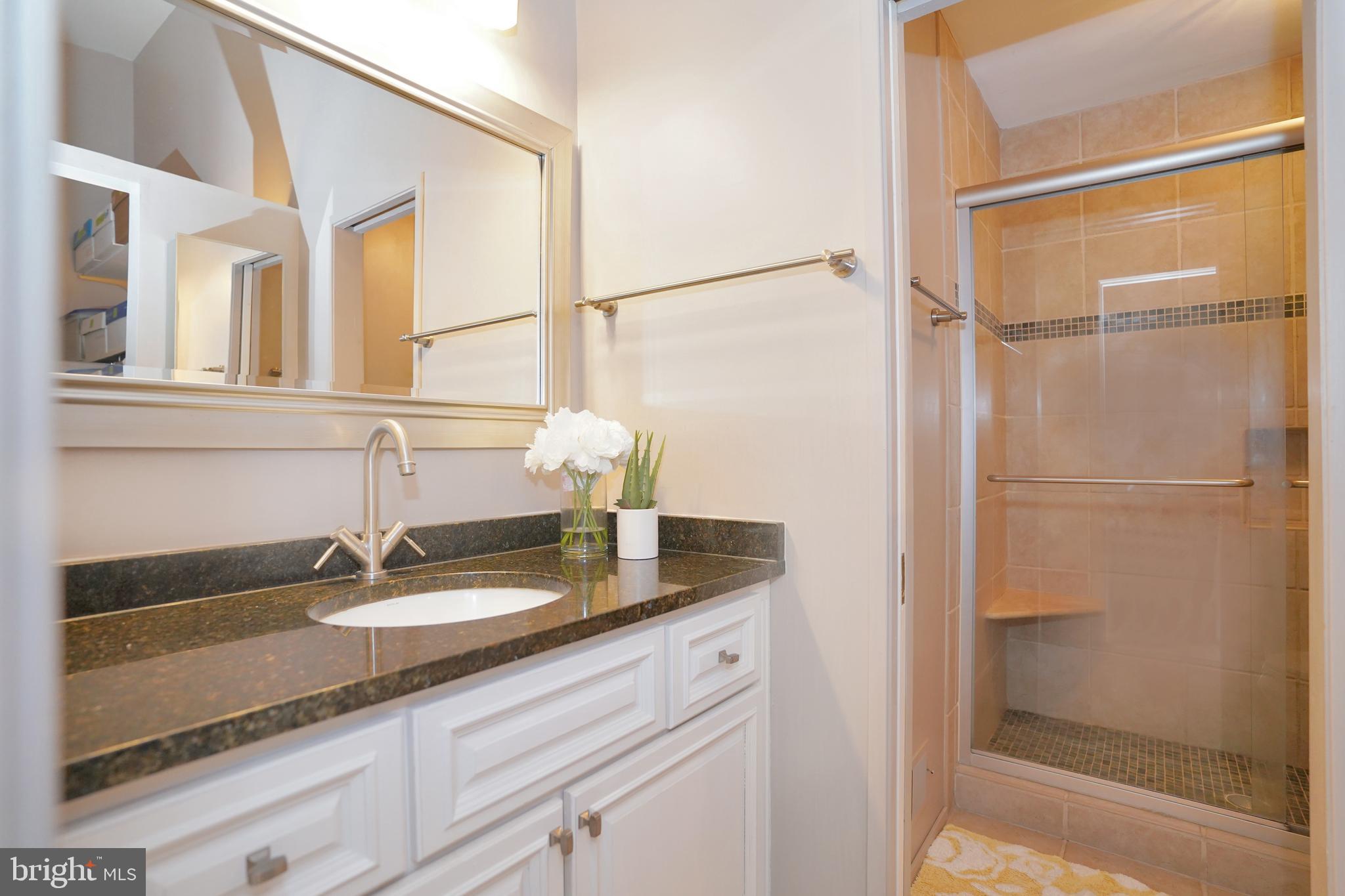 11910 Bennett Road Herndon, VA 20171 - Photo 38 of 66 Gallery Image 38