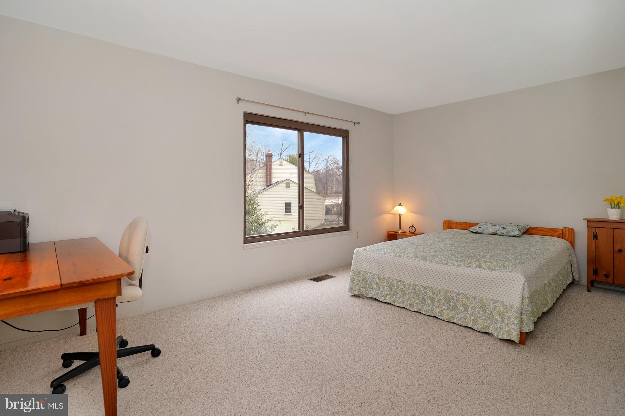 11910 Bennett Road Herndon, VA 20171 - Photo 43 of 66 Gallery Image 43
