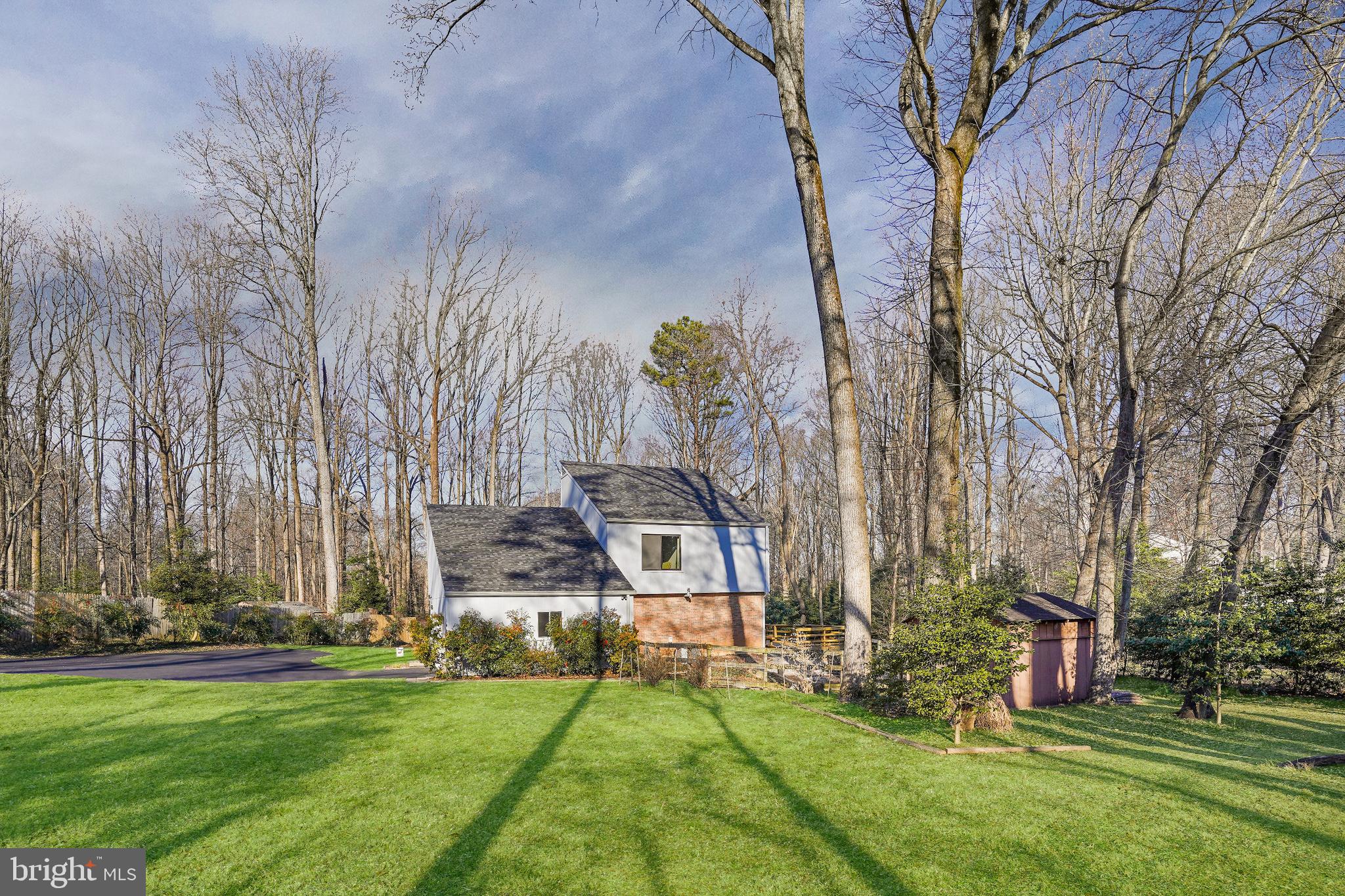 11910 Bennett Road Herndon, VA 20171 - Photo 63 of 66 Gallery Image 63
