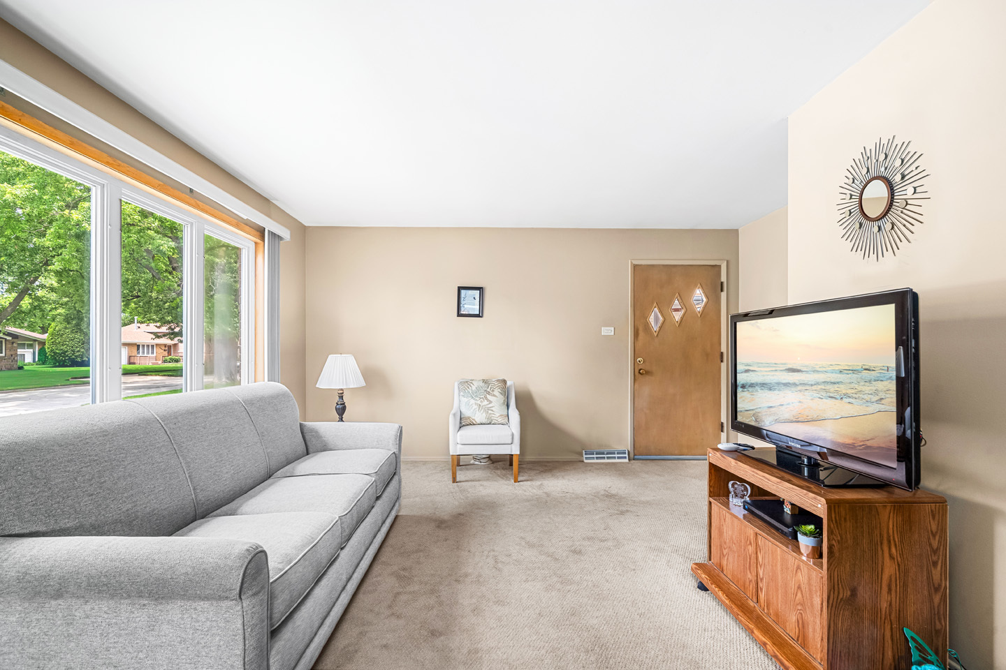 15247 Ridgeway Avenue Midlothian, IL 60445 - Photo 7 of 17