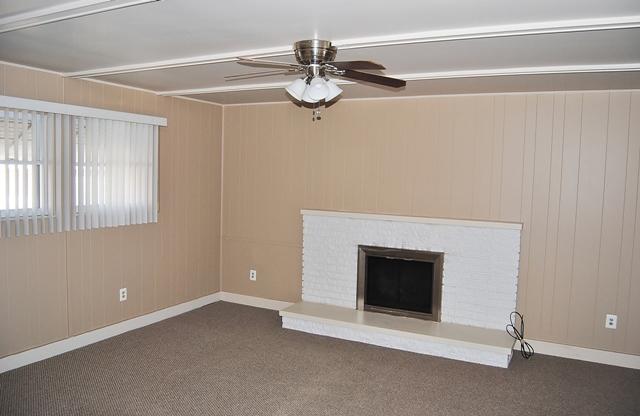 18565 Michael Eastpointe, MI 48021 - Photo 11 of 19 31105032-10.JPG