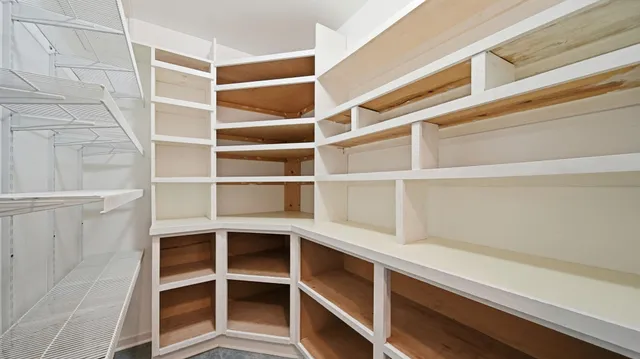 a view of a big room with a big yard