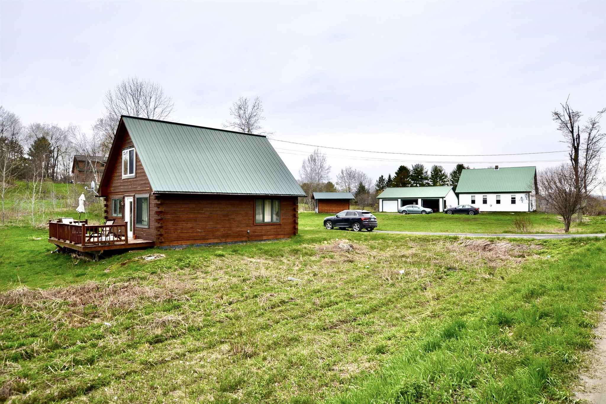 2935 Perry Hill Road Waterbury, VT 05676 - Photo 1 of 13 Gallery Image 1