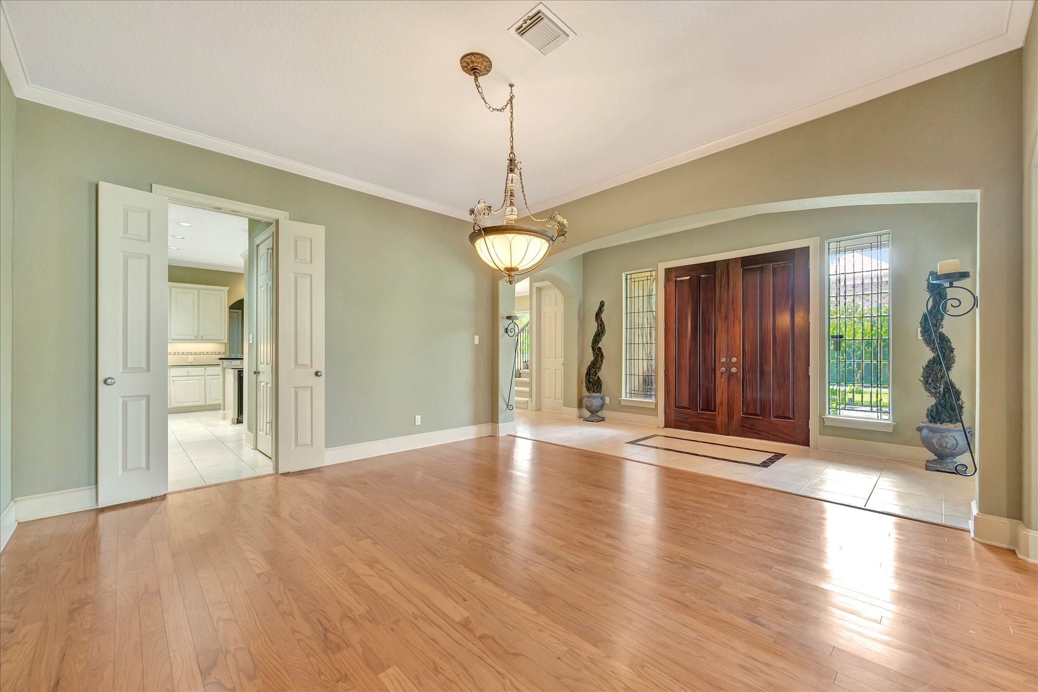 604 Harborside Way Kemah, TX 77565 - Photo 12 of 46