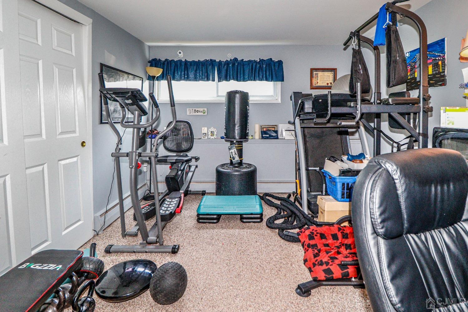 24 Finley Road Edison, NJ 08817 - Photo 15 of 27